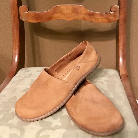 Born Shoes - NWOT! BORN LEATHER SLIPONS